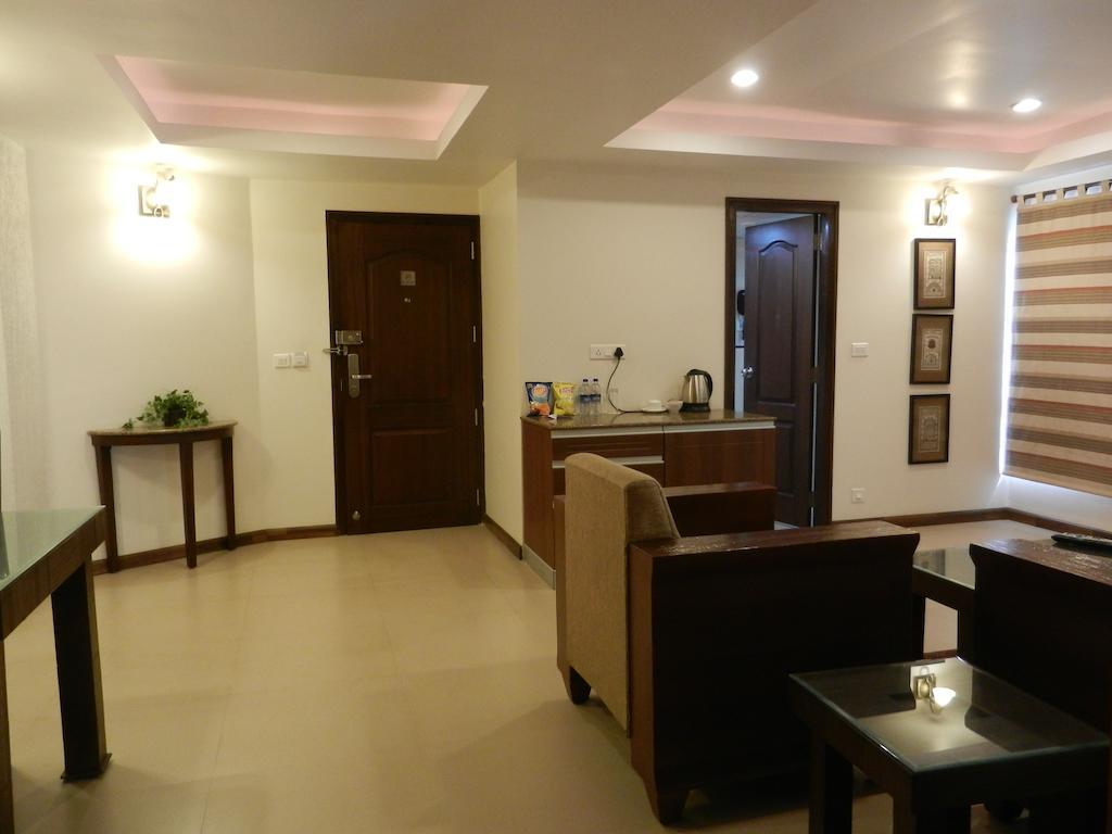 Brunton Heights Executive Suites Bangalore Exterior foto