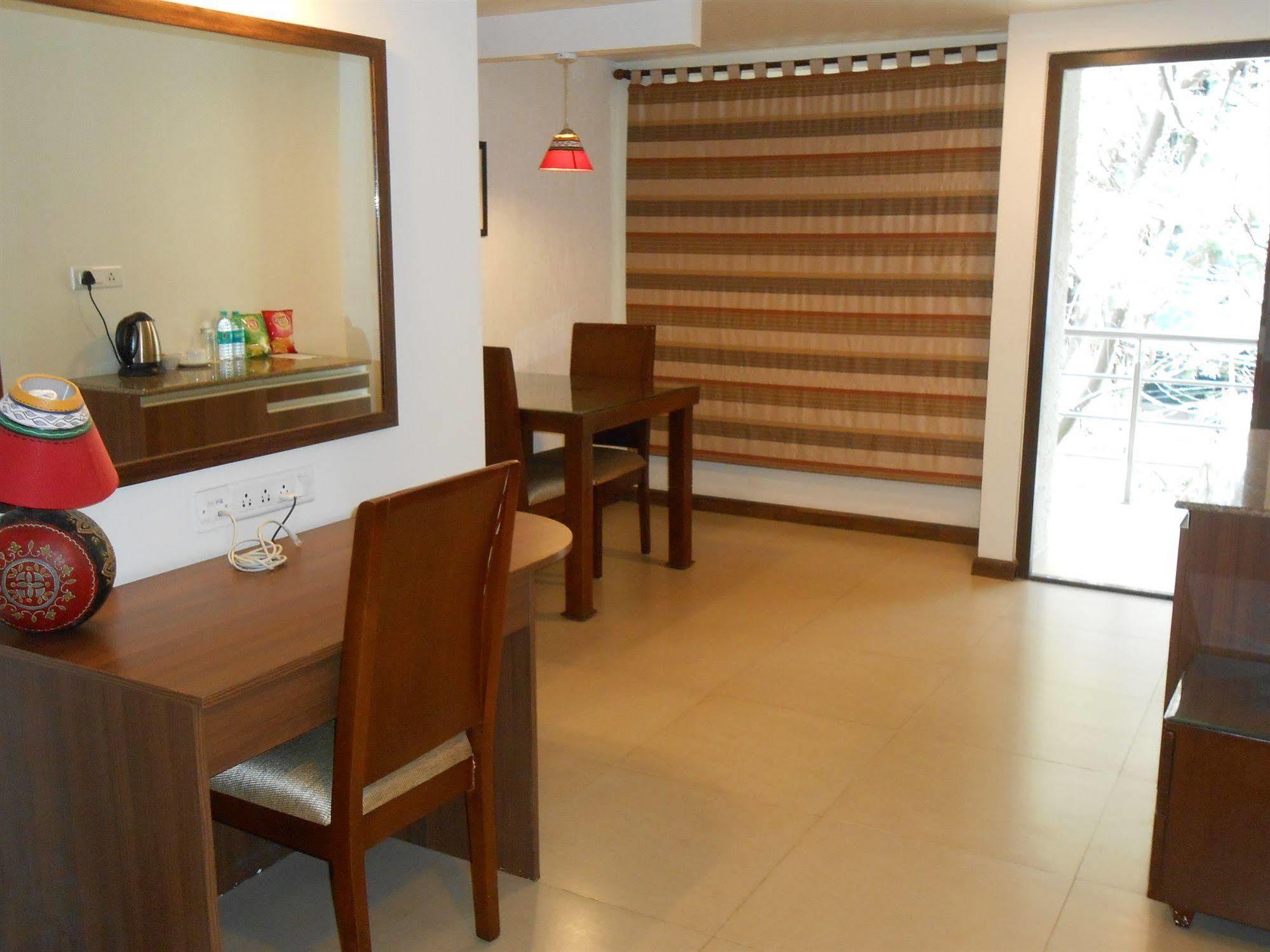 Brunton Heights Executive Suites Bangalore Exterior foto